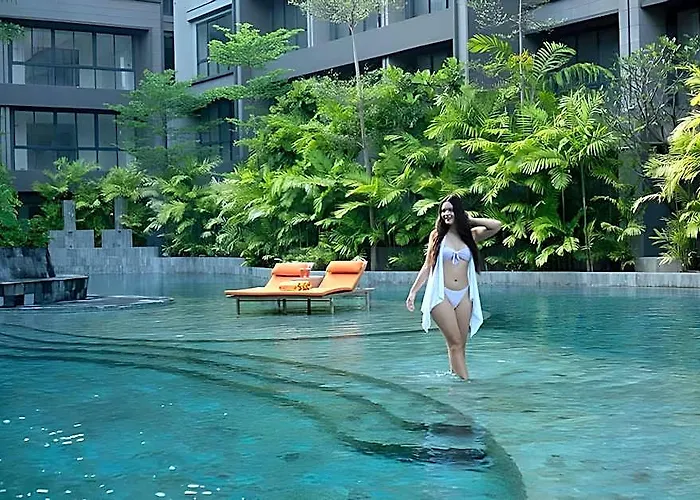 Lavaya Bali 5*
